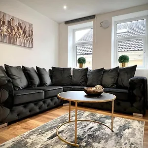 Manhattan Luxury Apartment
